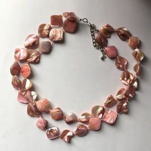 Pink shell choker necklace